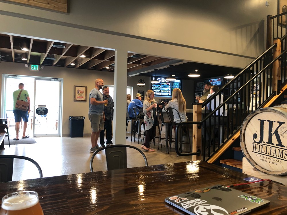 20190508_215857020_iOS